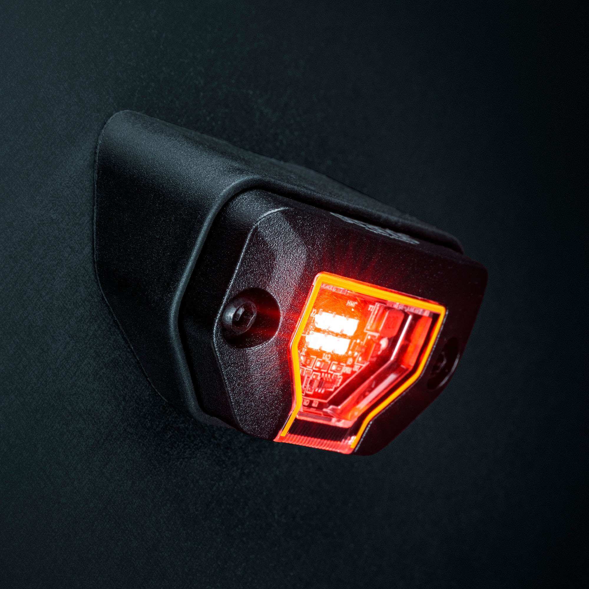 Strands UNITY ROCK LIGHT RED