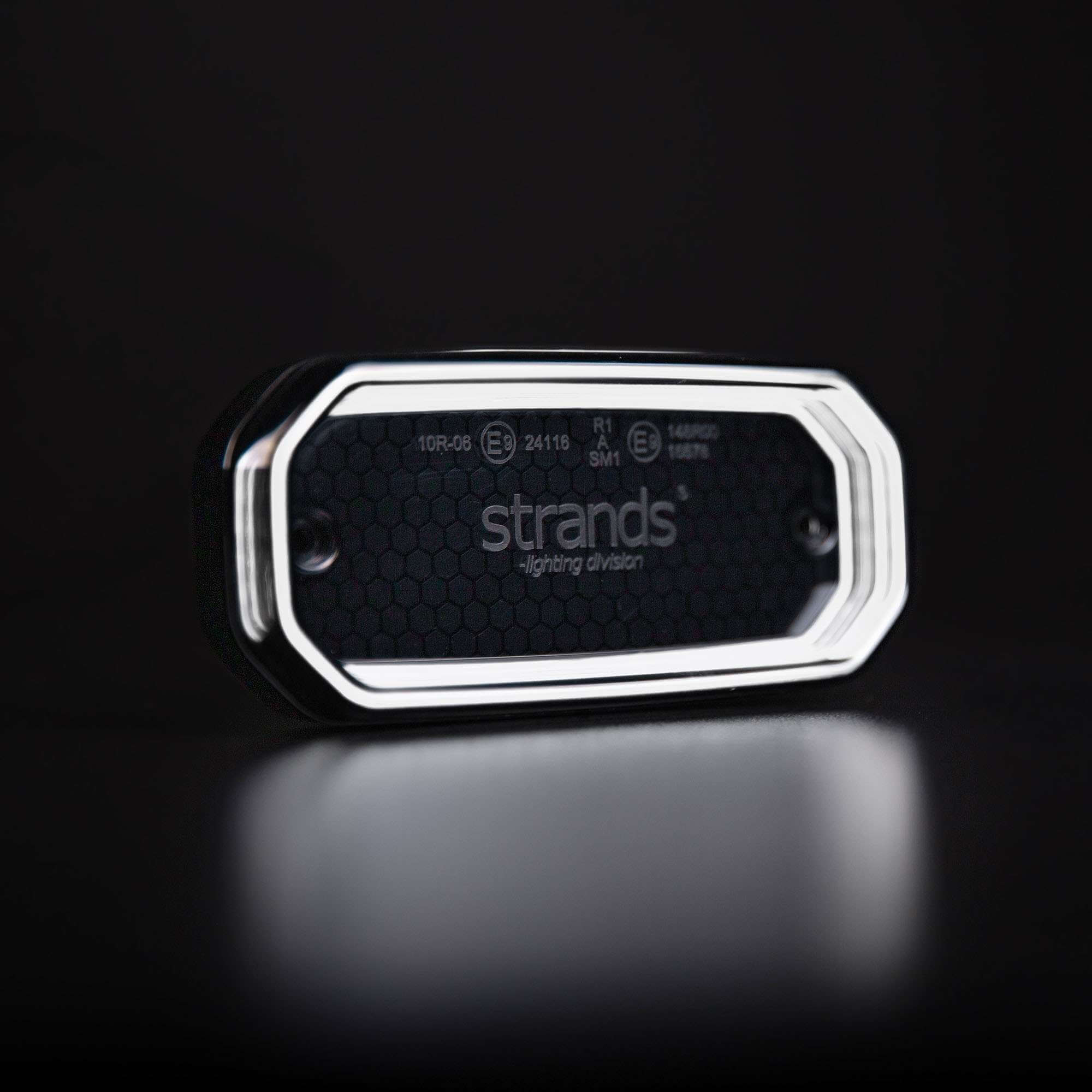 Strands FOR9T Scale Front Position Light