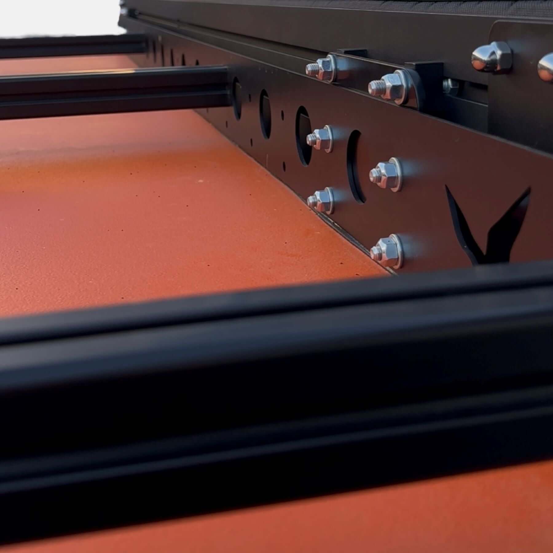 Kuckoo (Bruno) Montagekit für Markise Horizon (180° und 270°)