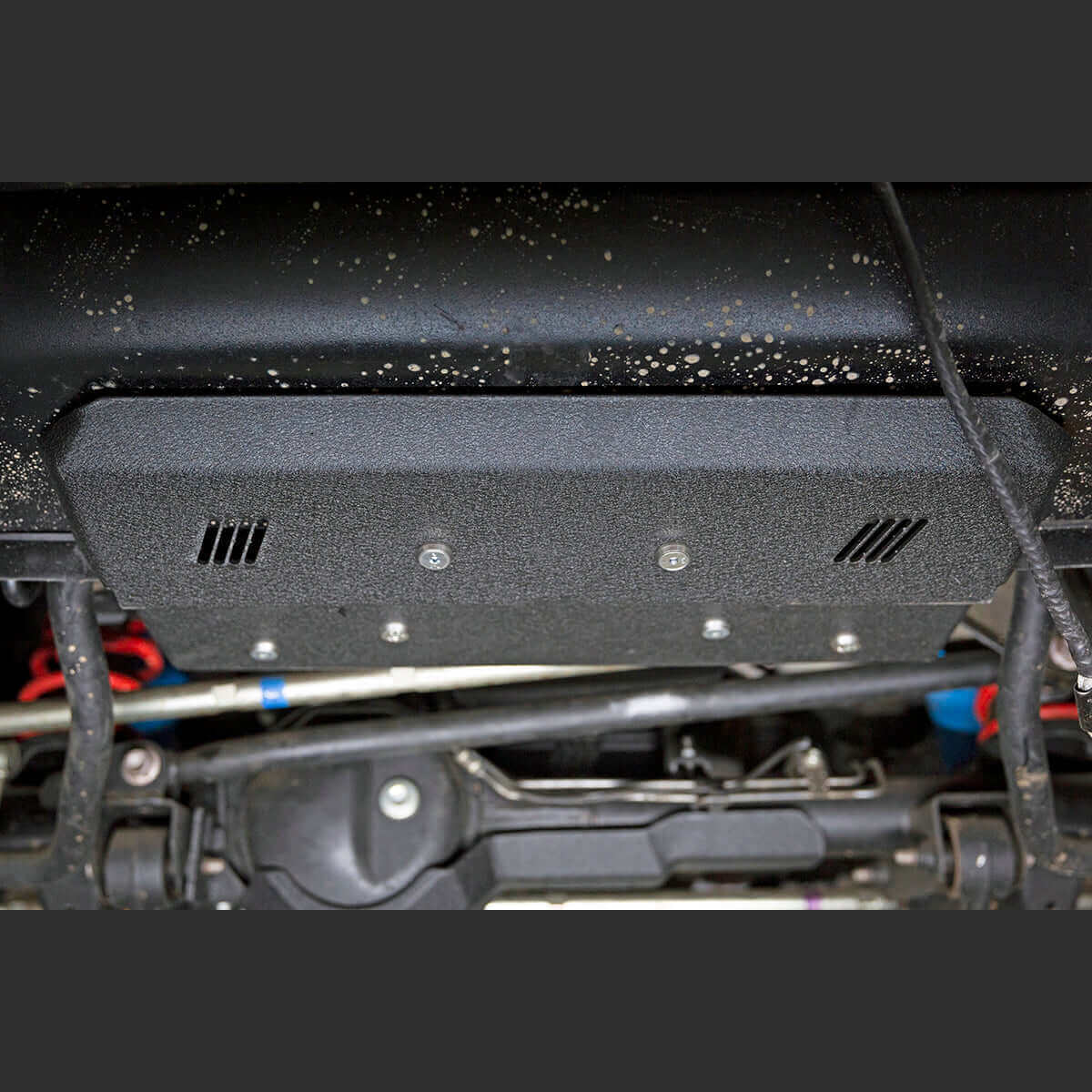 Unterfahrschutz Kühler in Verbindung mit Seilwinde für Suzuki Jimny GJ/HJ