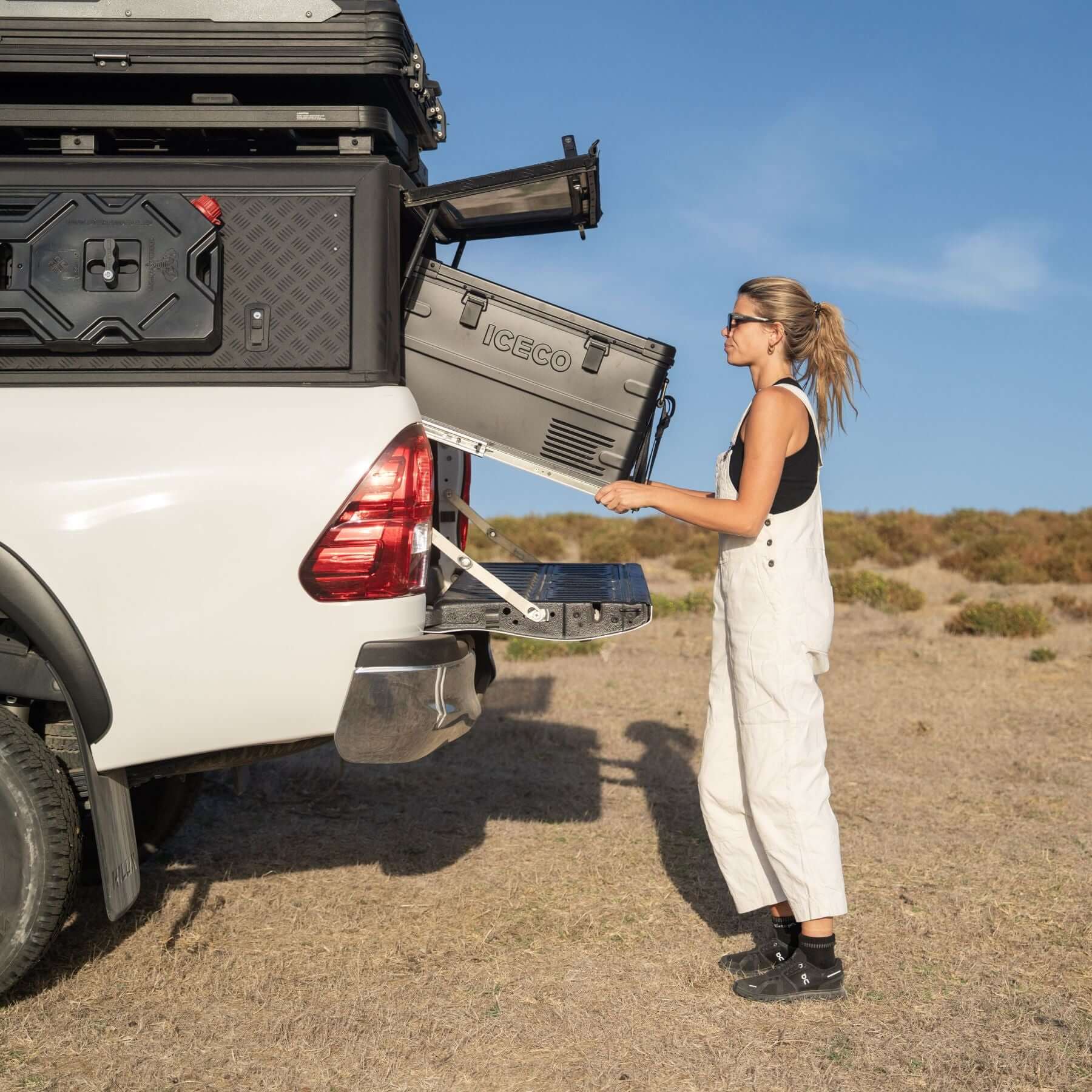 Kühlbox Auszug kippbar 796x574mm Aluminium