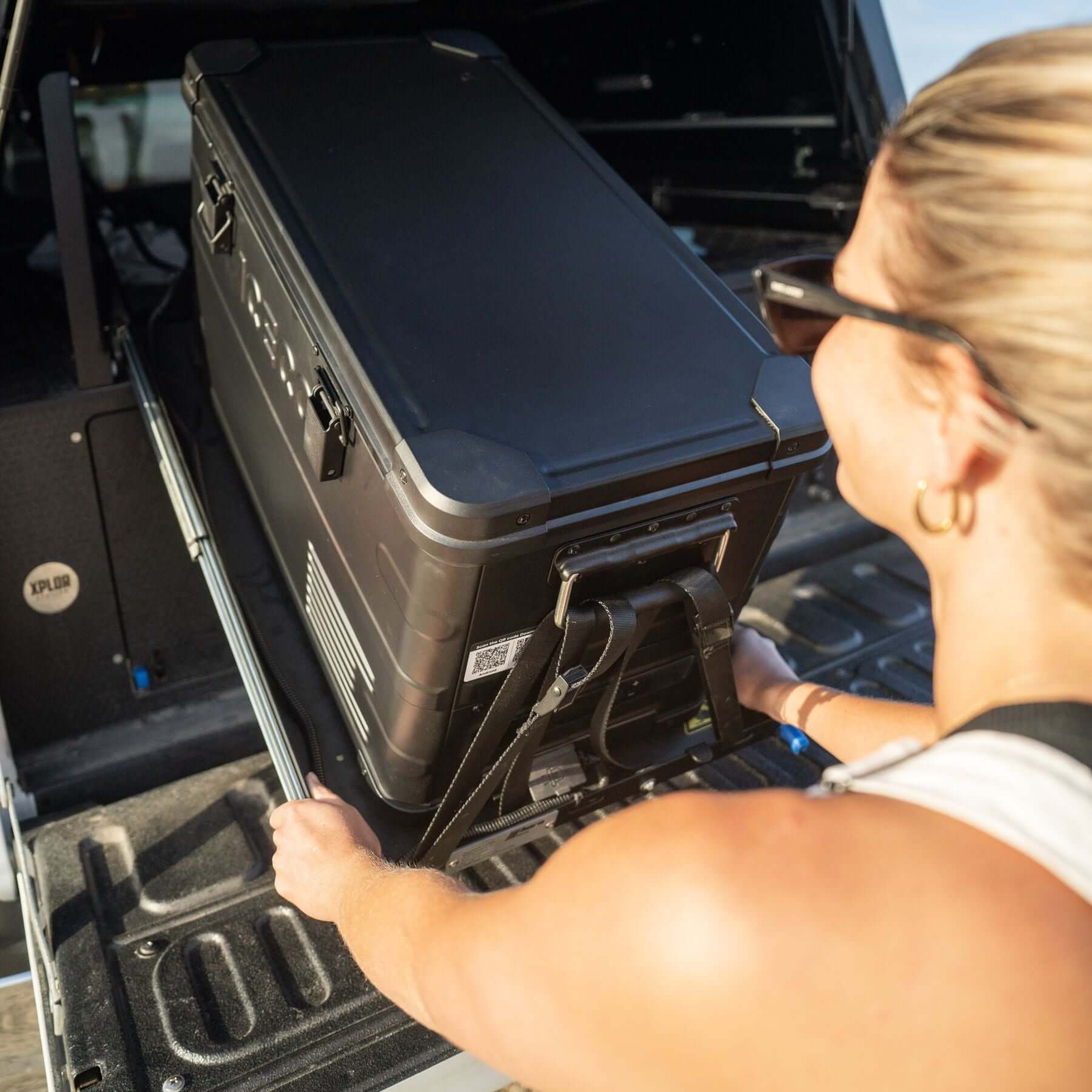 Kühlbox Auszug kippbar 796x574mm Aluminium